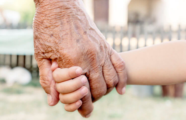 Andiamo a trovare i nonni: 4 pomeriggi di letture per bambini e persone anziane delle case residenza